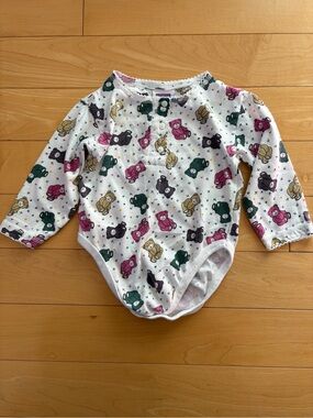 Vintage Basic Image Long Sleeve White Onesie with Bears